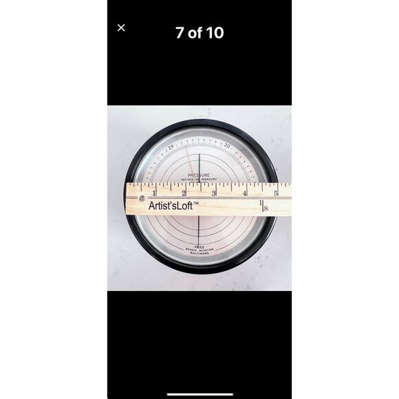 Vintage U.S.
Navy barometer mfg by Friez Bendix
Aviation in Baltimore,
U.S.A. - Picture 5 of 10